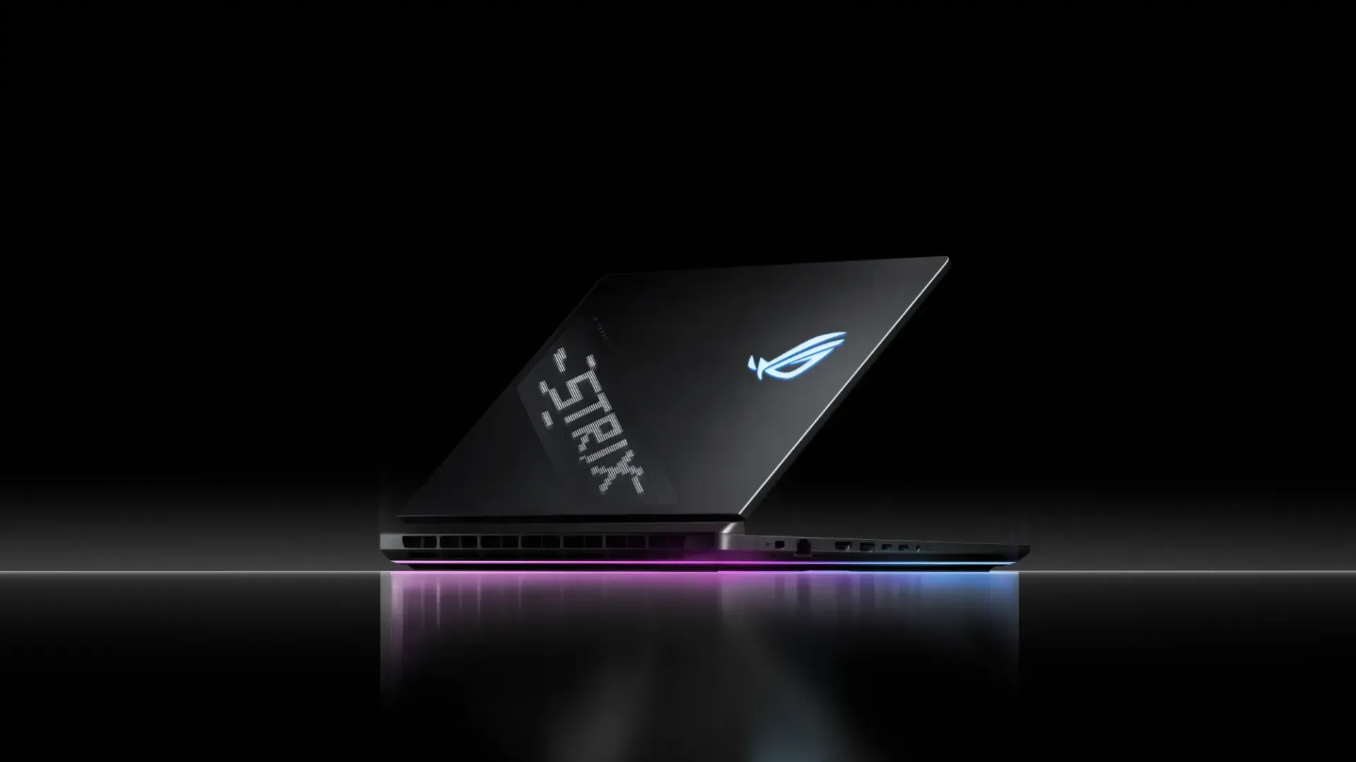 ASUS ROG Strix SCAR 18 G835LX – RTX™ 5090 24 Go GDDR7 | 64 Go DDR5 | Intel® Core™ Ultra 9 275HX | 18” WQXGA (2560×1600) 240 Hz 16:10 | 1 To PCIe 4.0 NVMe SSD | Windows 11 | Casque de jeu ROG + Sac à dos inclus